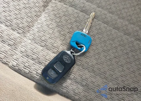 2004 Toyota Tundra Sr5 из США, поврежденный, VIN 5TBBN44194S435874